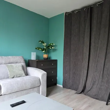 Individuel - Le Musset & Parking Gratuit Devant L'immeuble Appartement *
