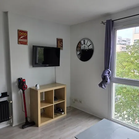 Appartamento Individuel - Le Musset & Parking Gratuit Devant L'immeuble